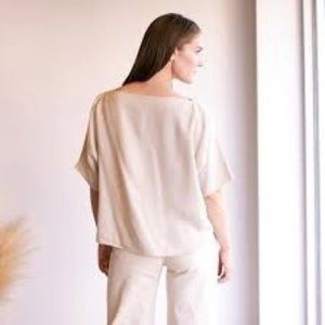 OZMA Margot Top in Raw Silk - NWT